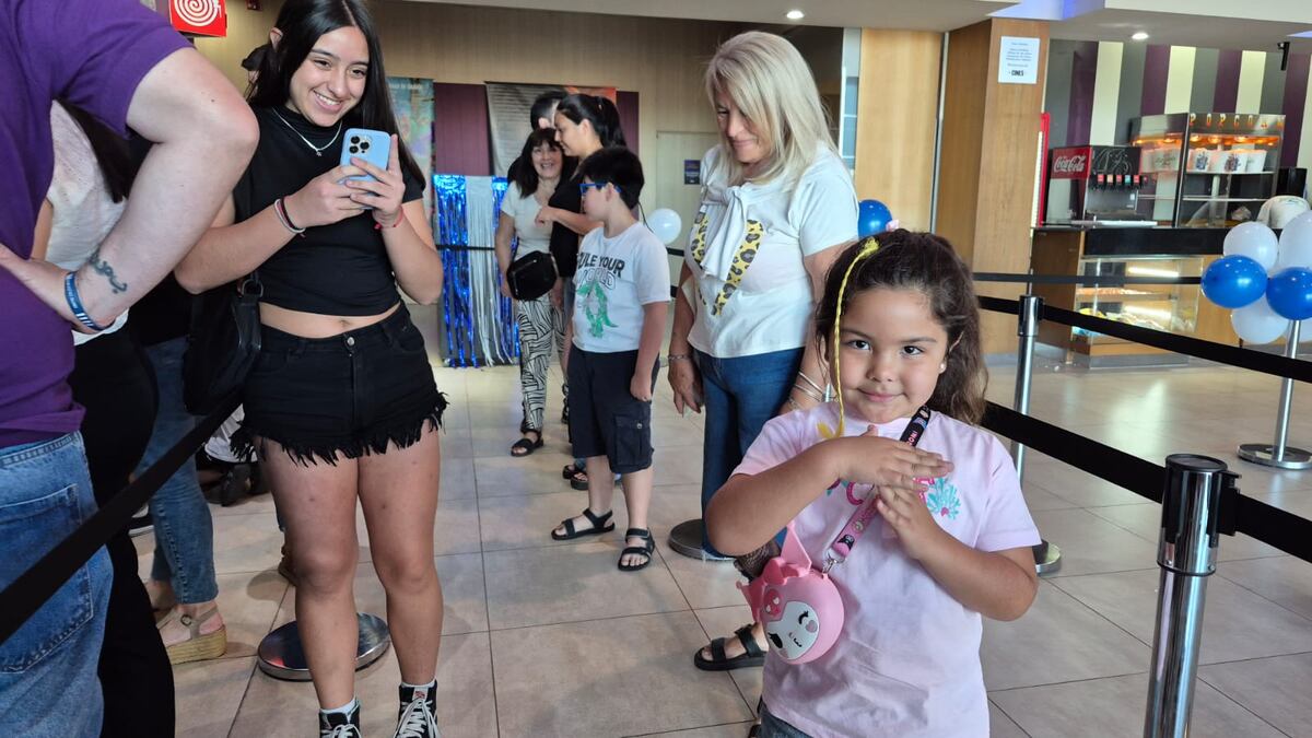 Socias y socios de Talleres accedieron a una experiencia única con Club La Voz. Asistieron a la función de Zootopia 2 en los Cines Dino de Ruta 20. (La Voz)
