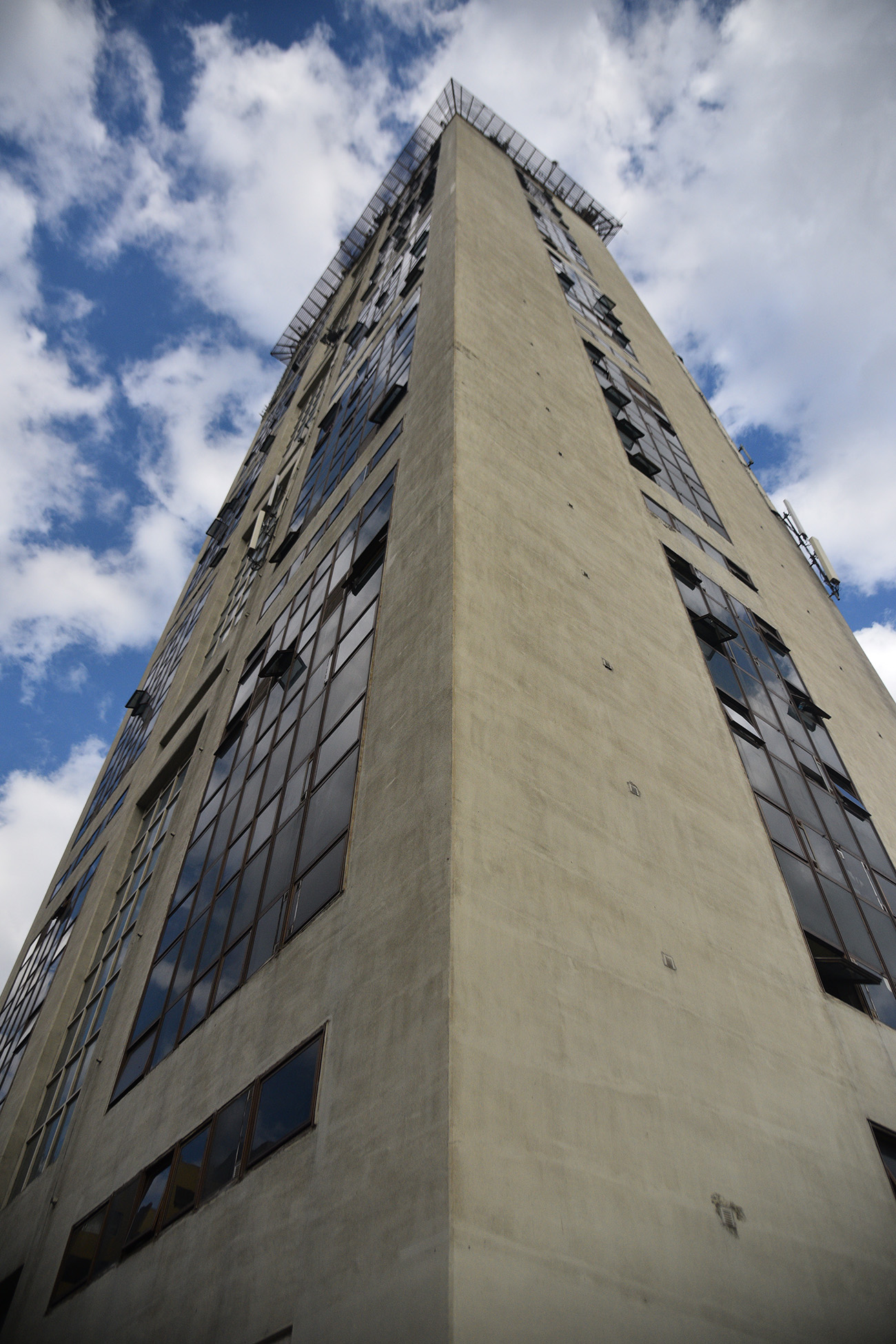 La Torre Ángela cumple 40 años. Foto Pedro Castillo