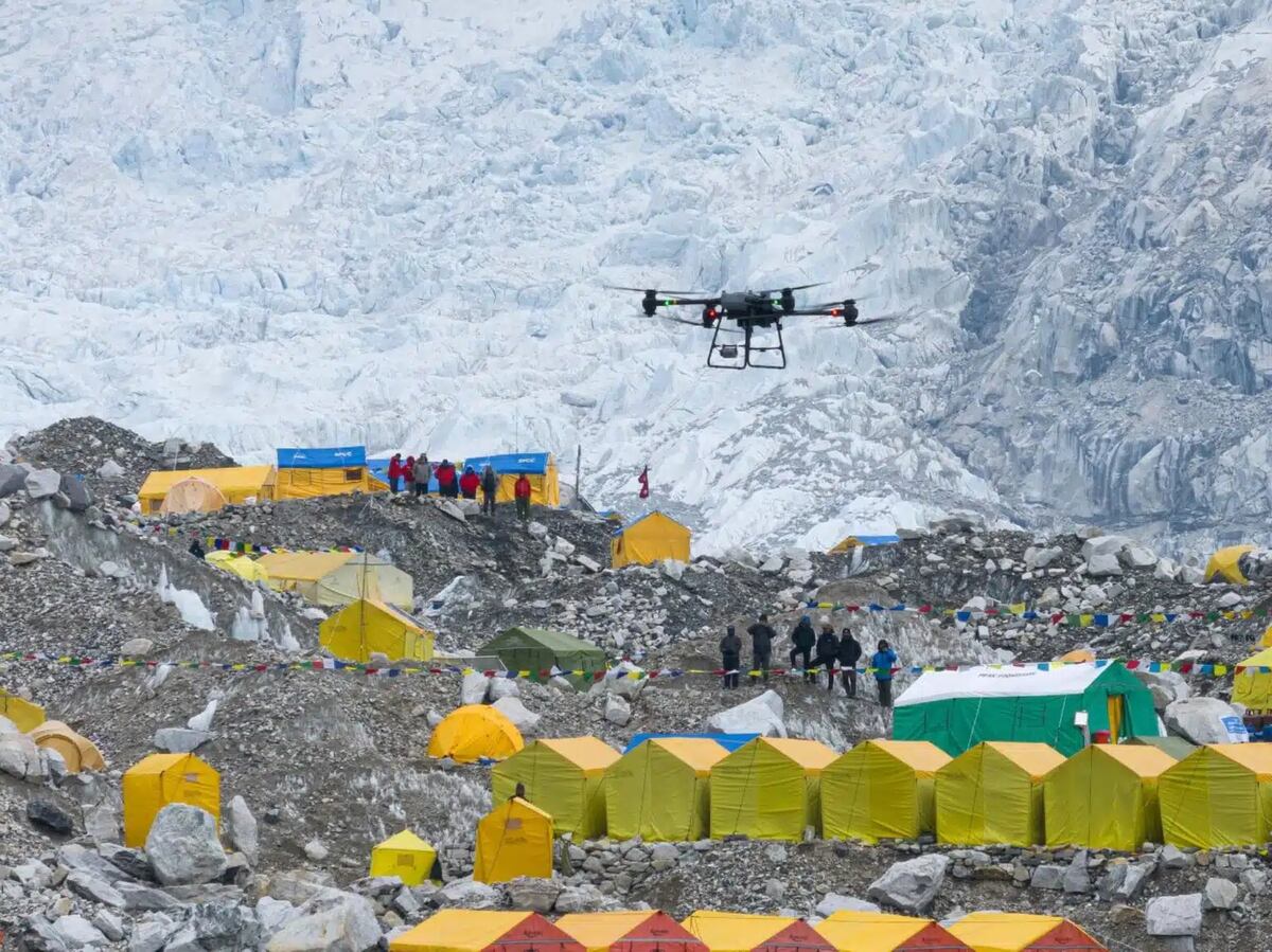 Dron en el Everest.