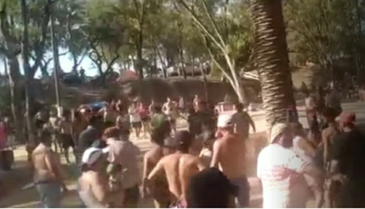 Marull. Imágenes de los incidentes en el balneario El Puente.