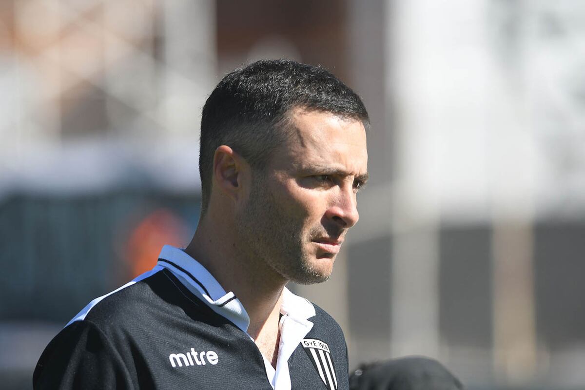 Joaquín Sastre, dejó Gimnasia de Mendoza y es el nuevo DT de Mitre de Santiago del Estero (José Gutierrez / Los Andes).