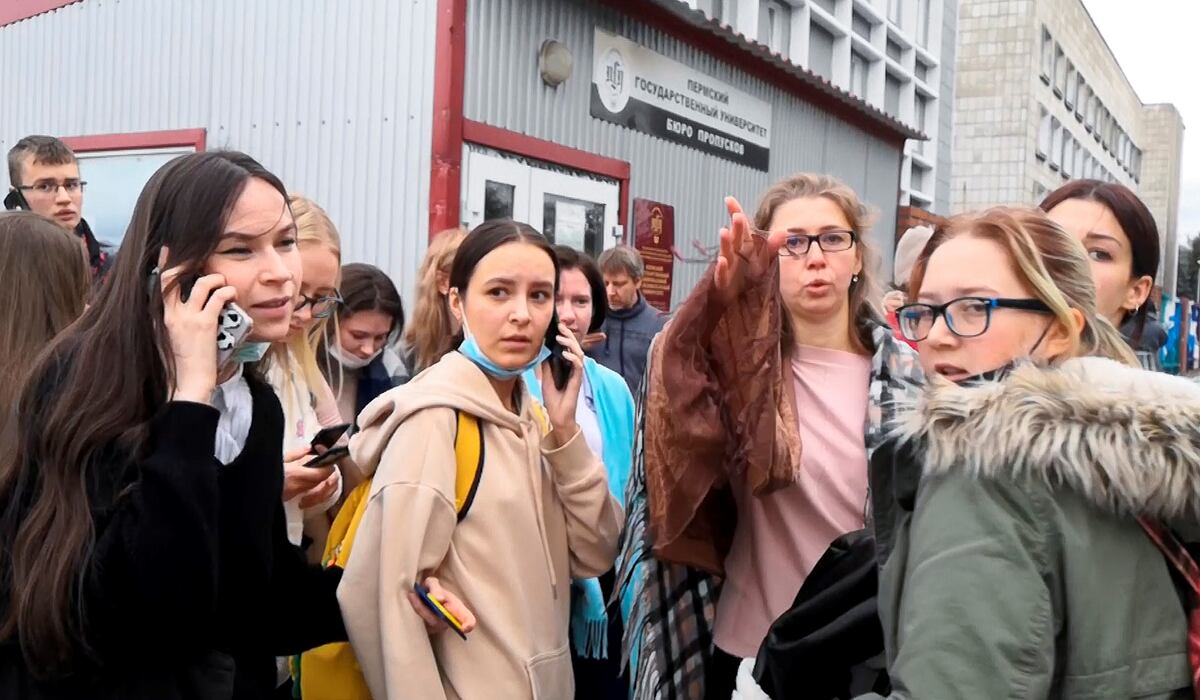Tiroteo en una universidad de Rusia. (AP)