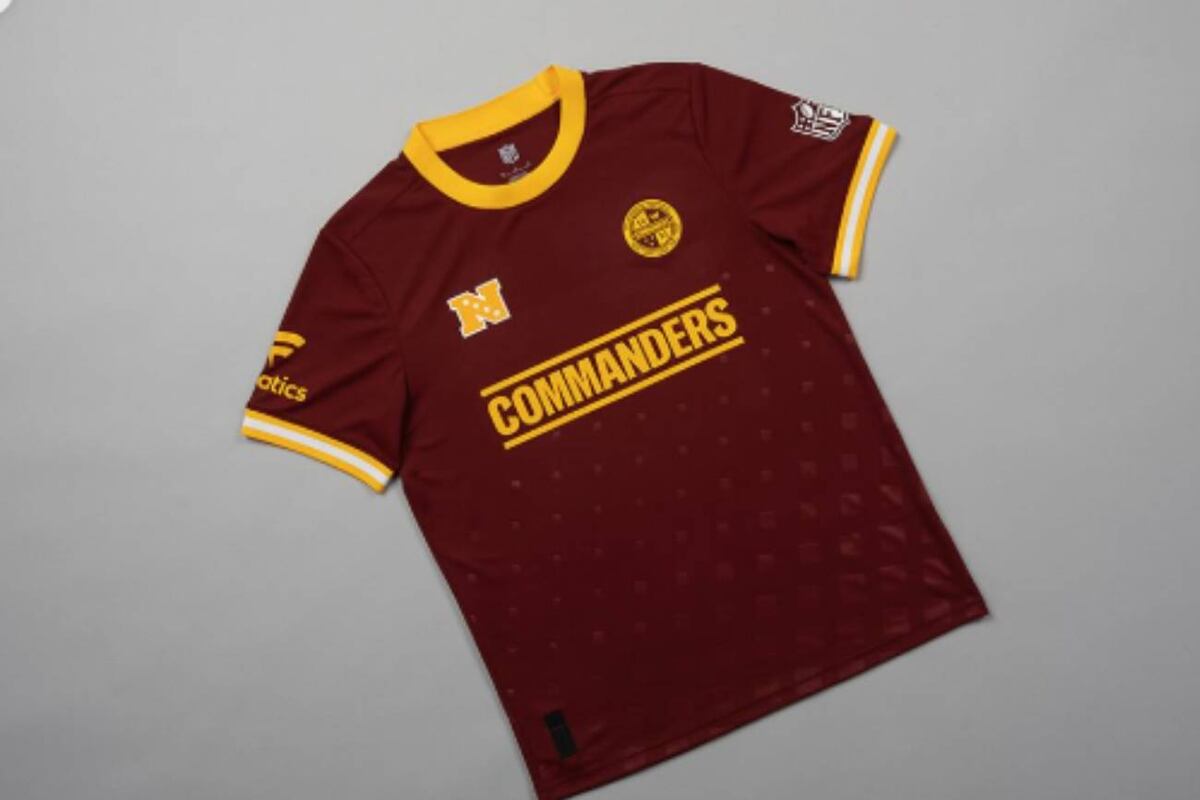 Las camisetas de los equipos de la NFL como si fueran de fútbol (Fanatics)