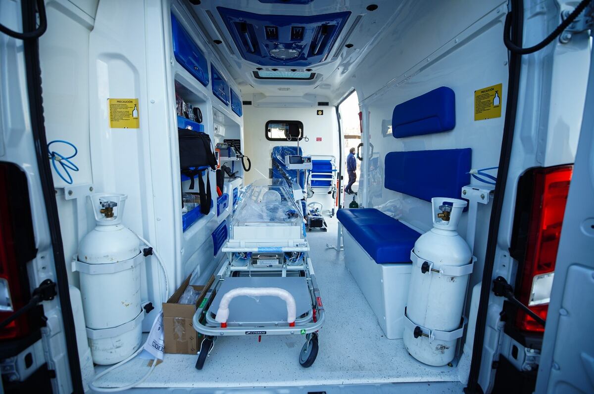 La Provincia entregó 66 ambulancias nuevas para traslados en Capital e interior. (Gobierno de Córdoba)