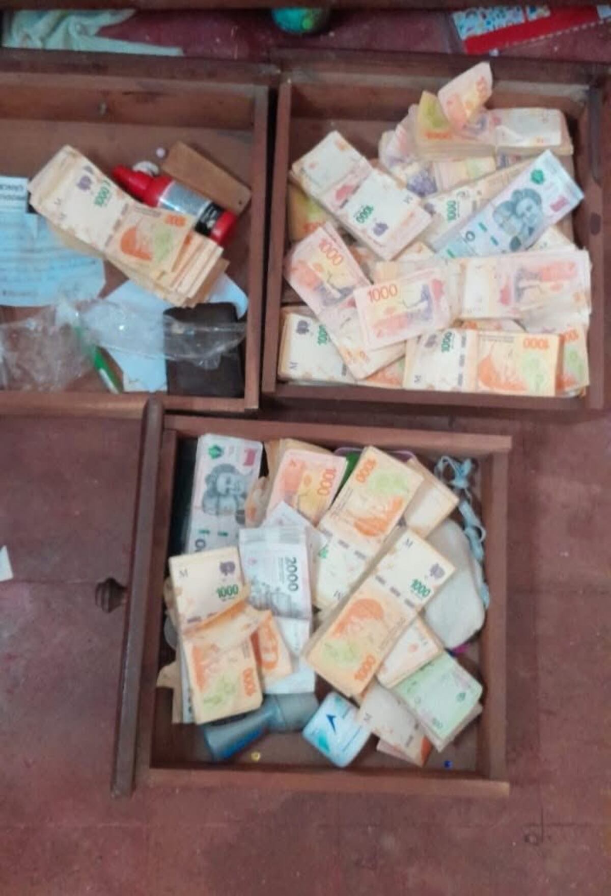 Dinero recuperado. (Policía)