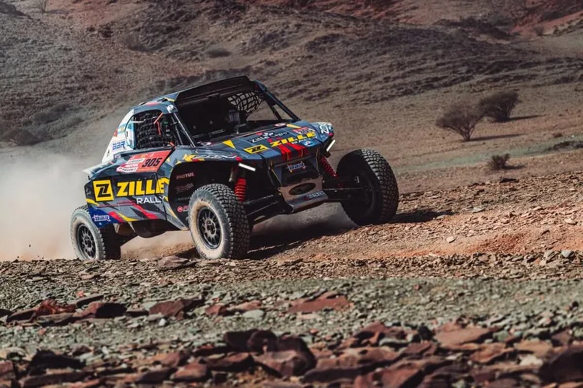David Zille se reglaó para su comkpleaños el cuarto lugar en la quinta etaá del Rally Dakar, que con sus nuevos 46 años, es quinto en la general de Challenger  (Dakar. com)