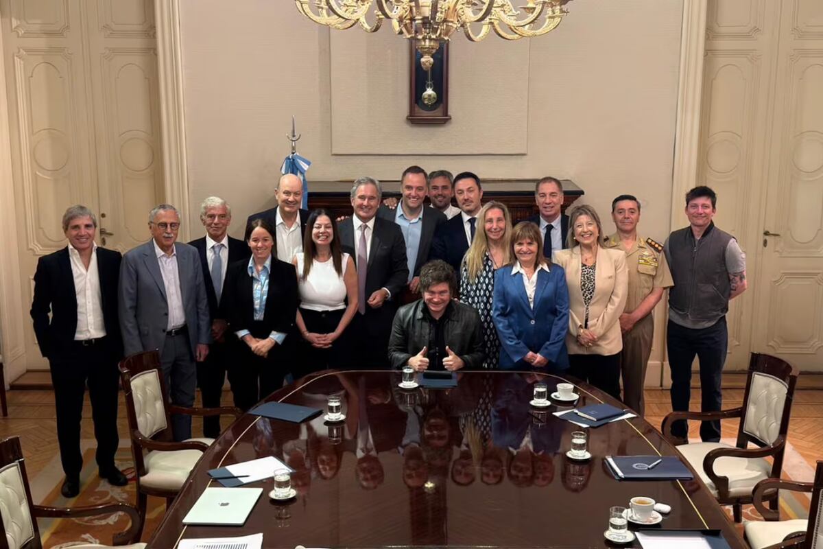 Balance y proyección 2026: Milei convocará a su Gabinete a un asado de unidad en la Quinta de Olivos. (Gentileza)