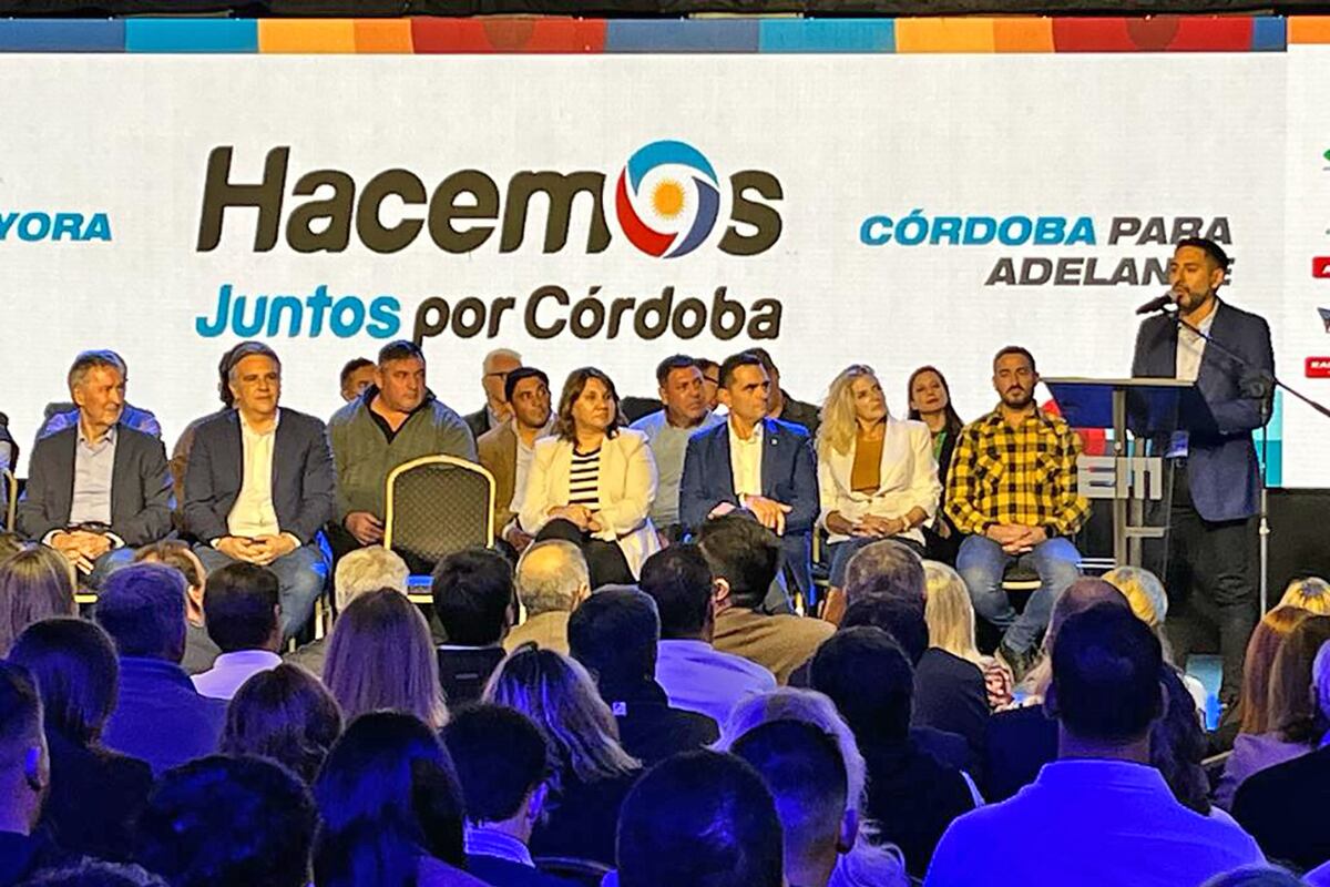 Presentan la nueva alianza Hacemos Juntos por Córdoba en Río Cuarto. (Tomy Fragueiro / La Voz)