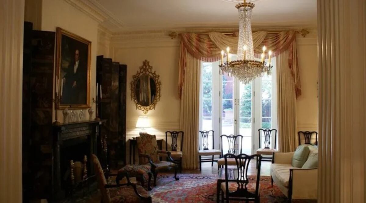 Así es Blair House: la elegante mansión frente a la Casa Blanca donde se hospedó Javier Milei