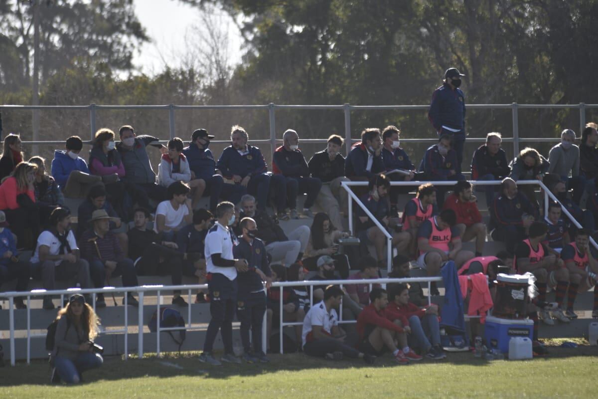 El público en el partido que animaron Palermo Bajo y La Tablada. (Facundo Luque)