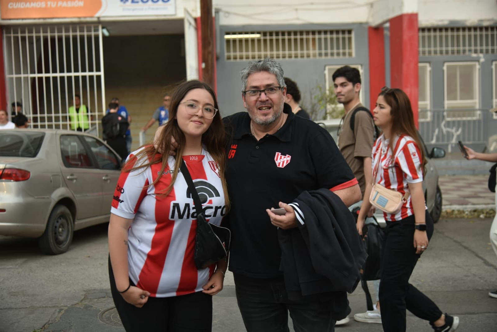 Cara de cancha en la previa del partido entre Instituto y Barracas Central. (Facundo Luque / La Voz)