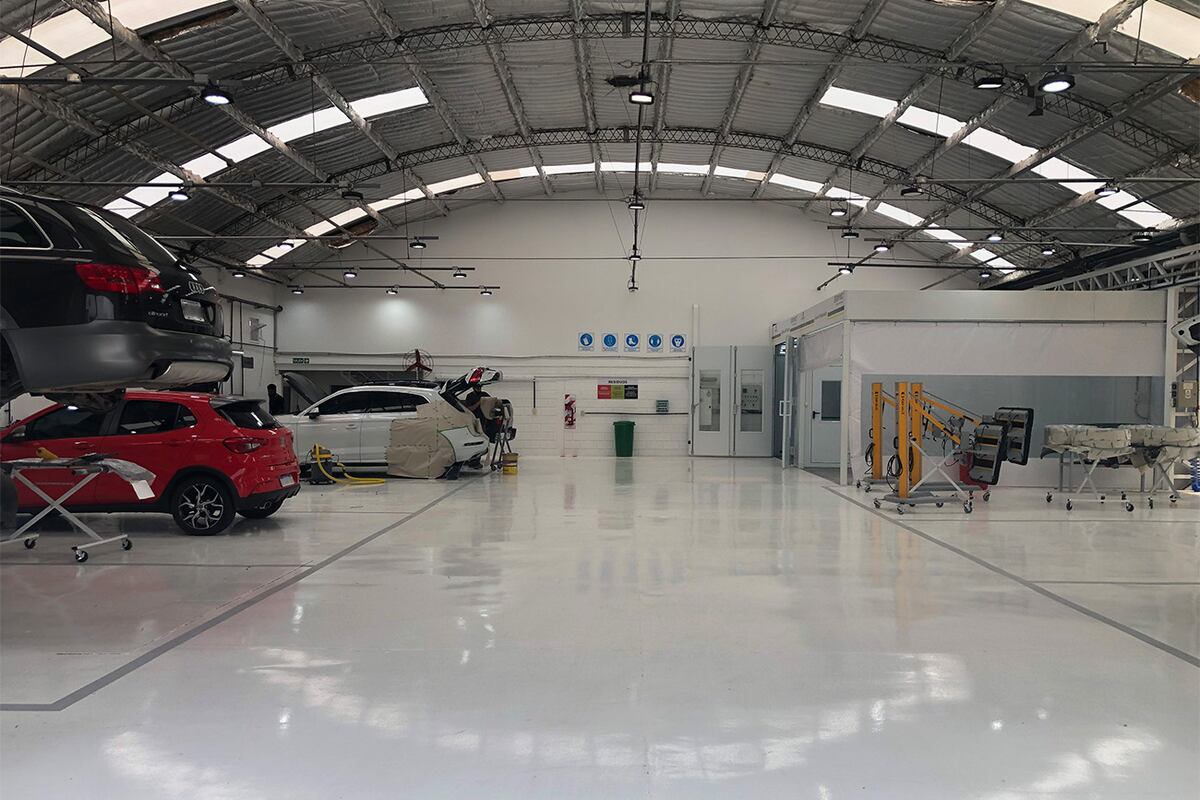 Maipú Garage también ofrece limpieza de tapizado e interior.