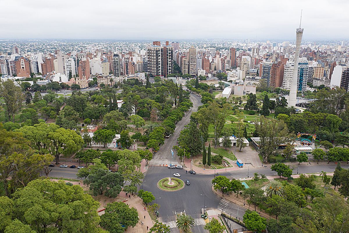 El ente BioCórdoba colocará un sistema de riesgo por aspersión en el cantero central de este pulmón verde de la ciudad. / Municipalidad de Córdoba