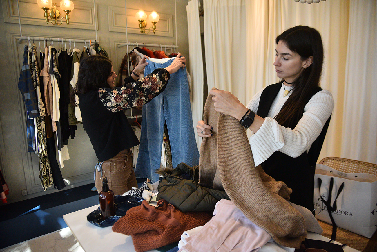 Ana Tillard, armó Merx, destinado a mujeres que buscan ropa premium usada. (Foto: Pedro Castillo / La Voz)