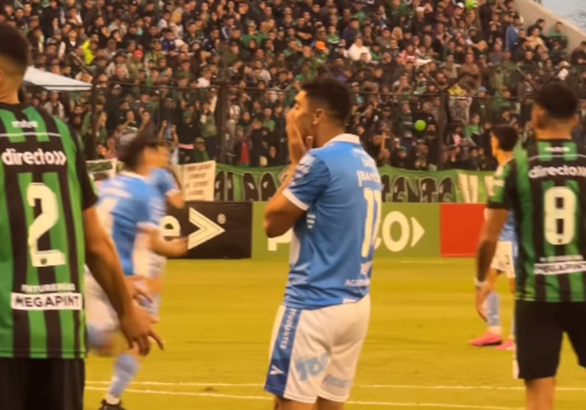 Estudiantes de Río Cuarto visitó a Nueva Chicago por la fecha 11 de la Primera Nacional. (Captura de pantalla)