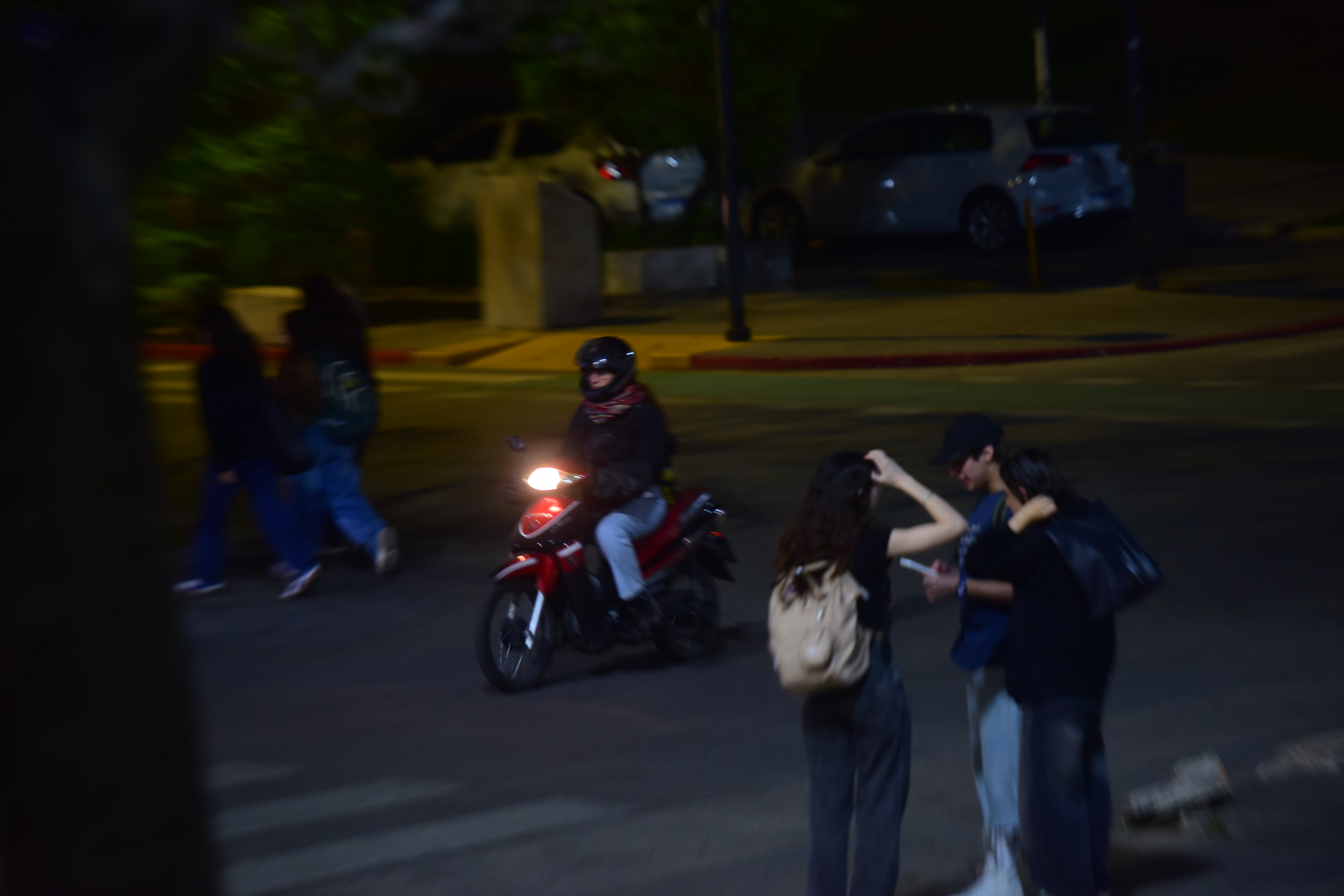 Los estudiantes que circulan por la szona son el blanco de los asaltos. (Javier Ferreyra / La Voz)