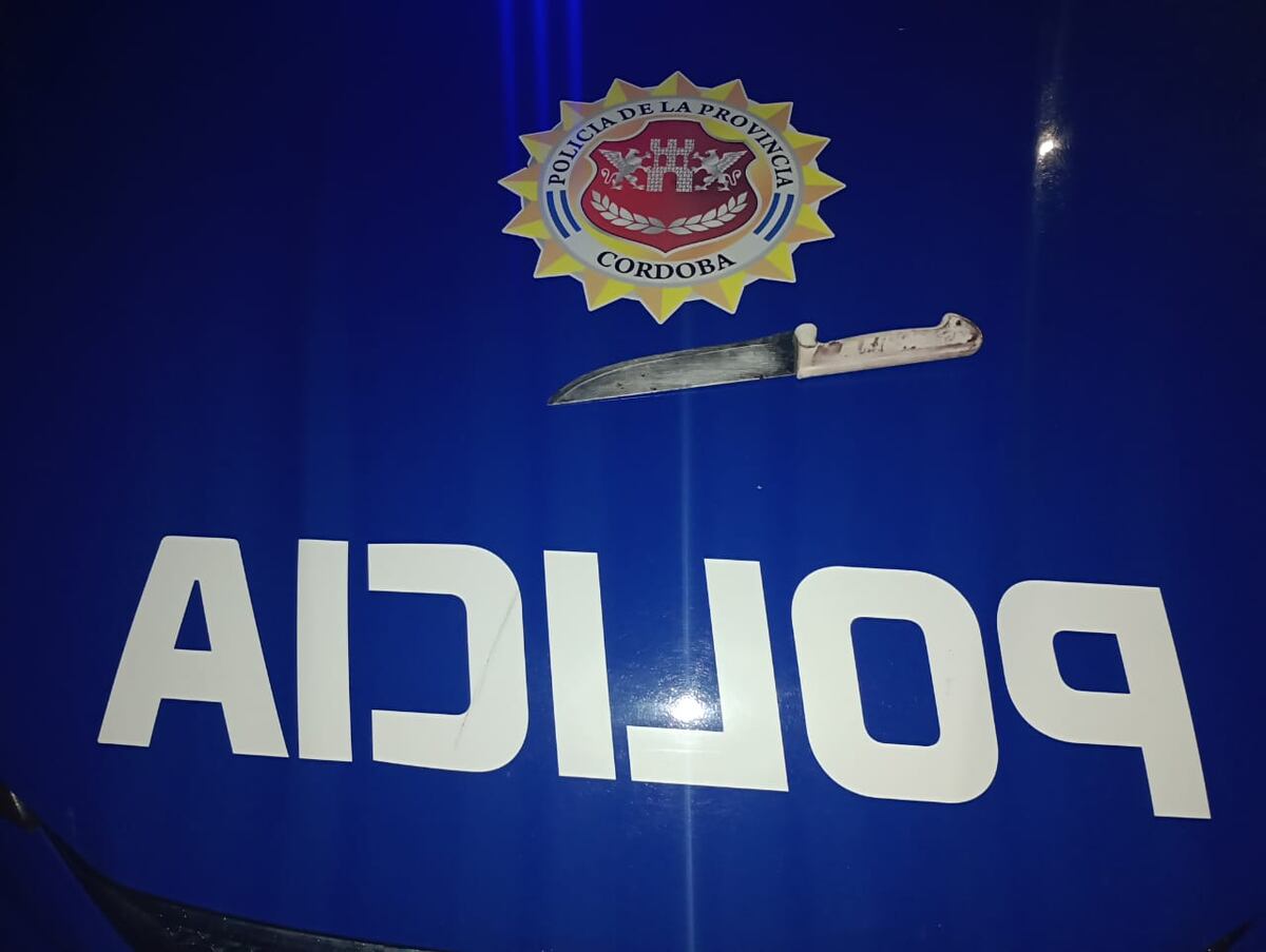 El cuchillo secuestrado. (Policía)