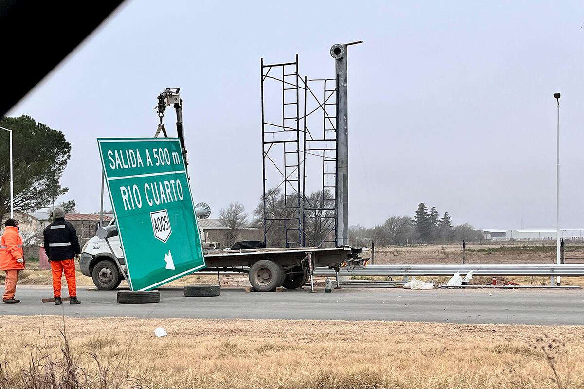 Ruta Nacional 8. Autovía entre Río Cuarto y Holmberg, casi lista. (Tomás Fragueiro / La Voz)