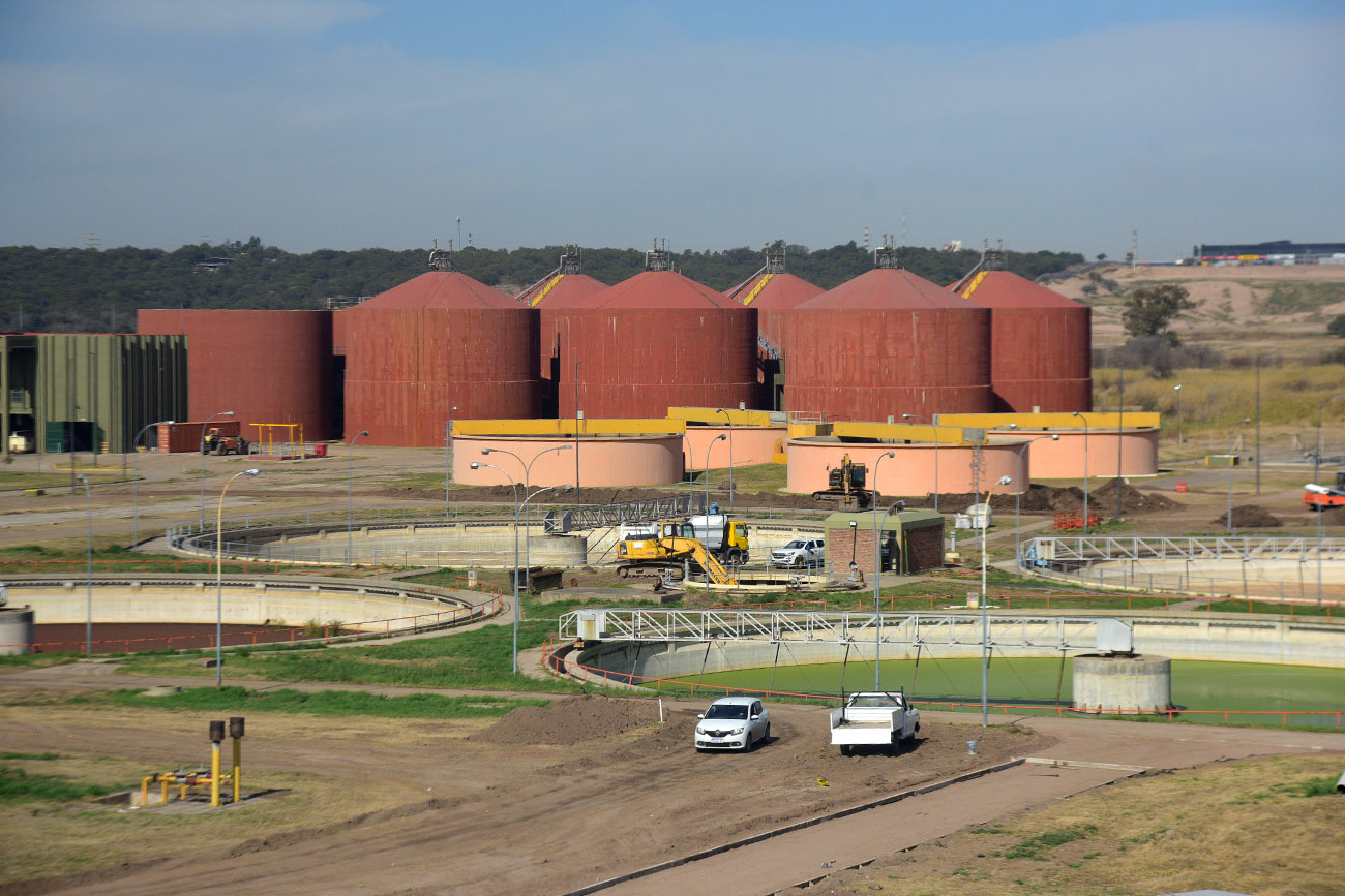 La planta de tratamiento de líquidos cloacales de Bajo Grande. (Pedro Castillo / La Voz)