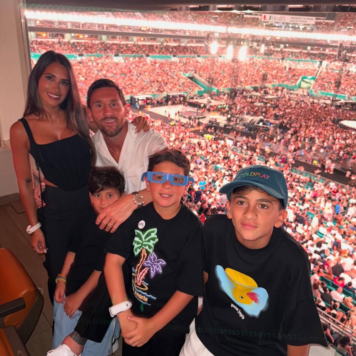 Lionel Messi y Antonela Roccuzzo estuvieron en el último show de Coldplay en Miami junto a sus hijos (Instagram de Lionel Messi y Antonela Roccuzzo)