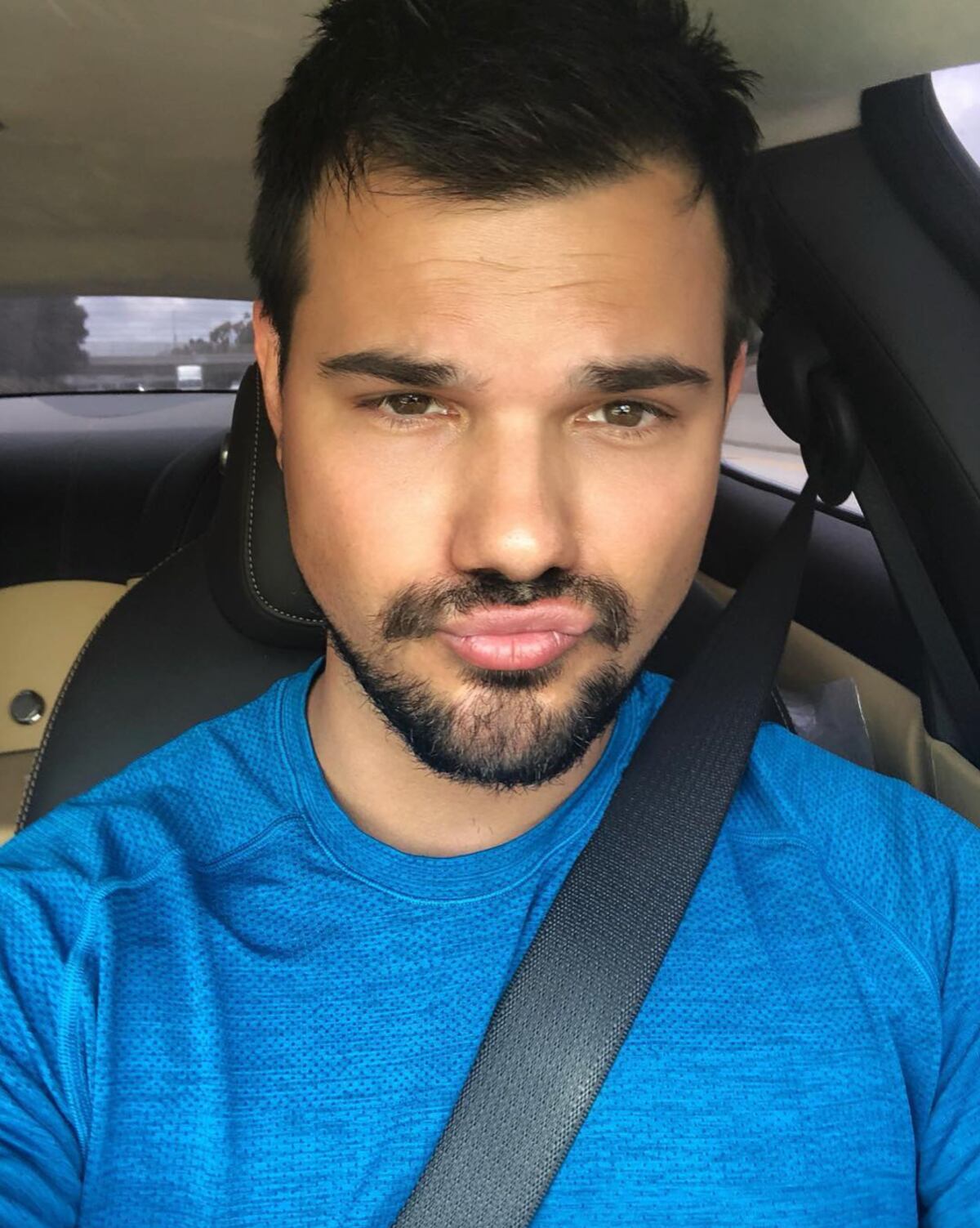 Taylor Lautner.