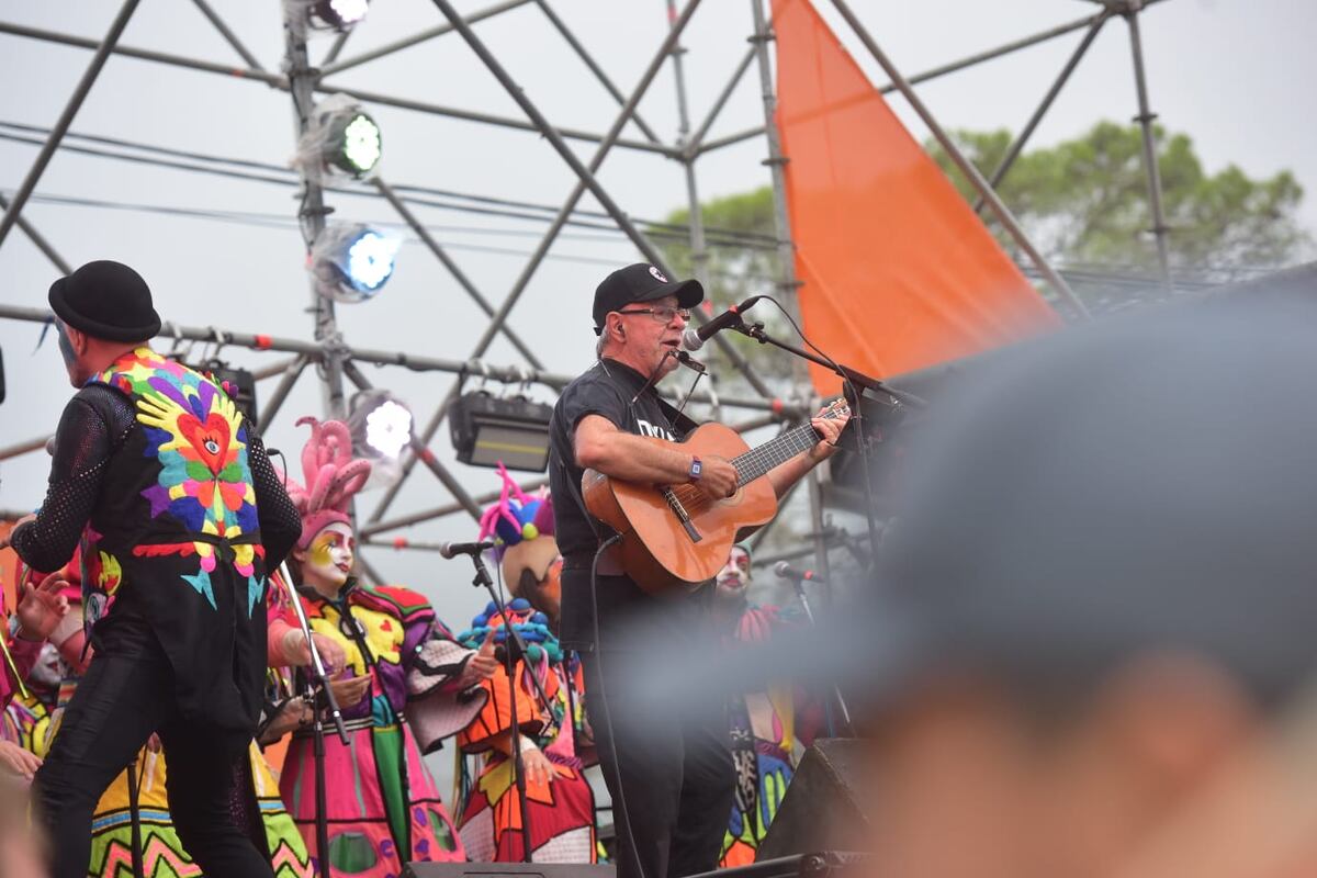 Presentación de Agarrate Catalina con León Gieco en Cosquín Rock 2026. (Javier Ferreyra / La Voz)