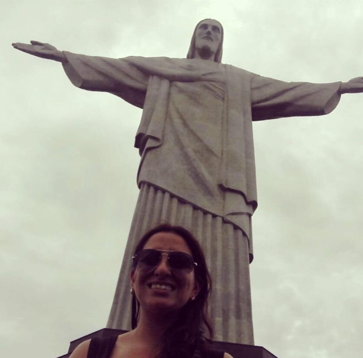 Vanesa en el Cristo Redentor, Brasil.