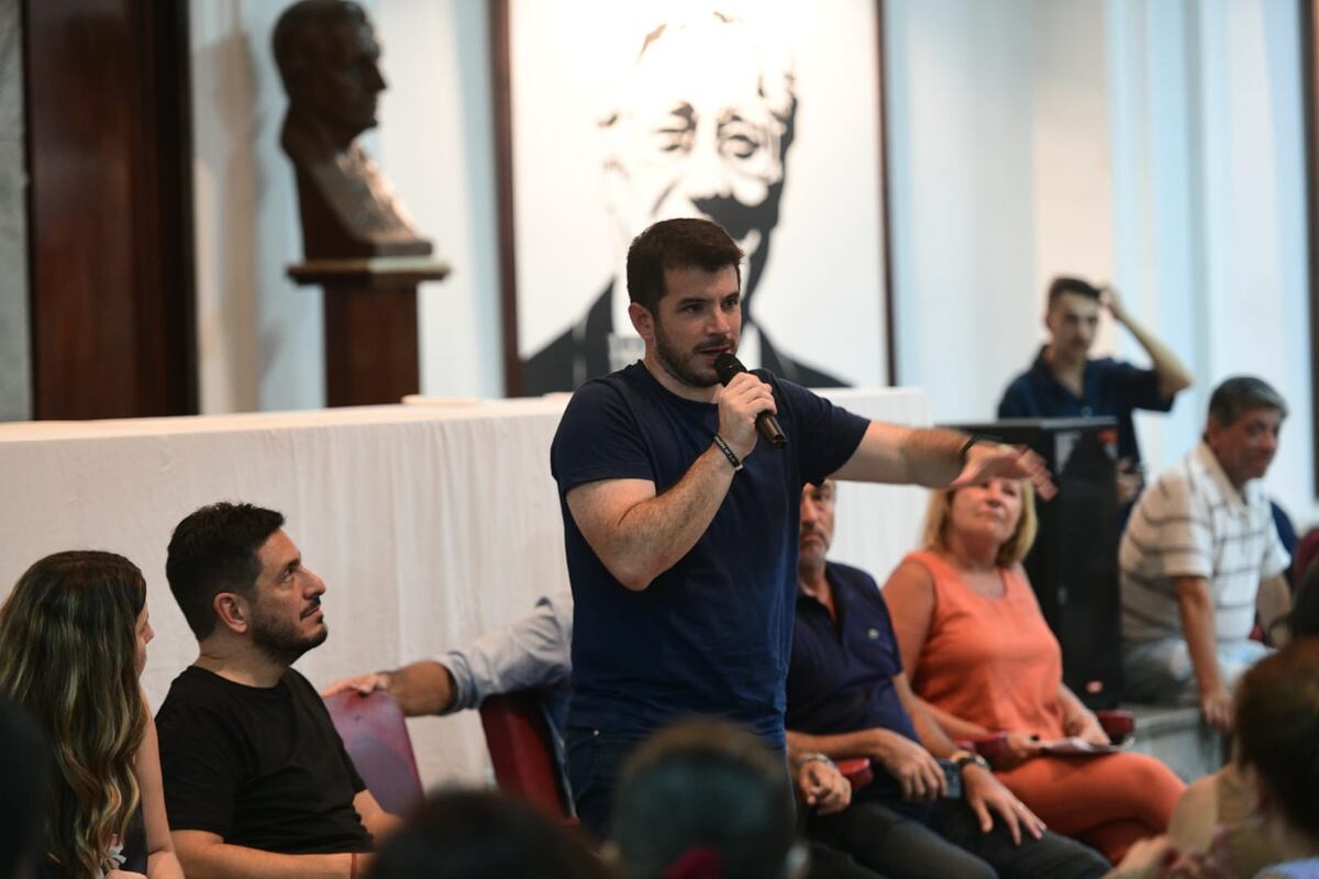 Chiarella encabezó un acto en la Casa Radical y este sábado llega Pullaro