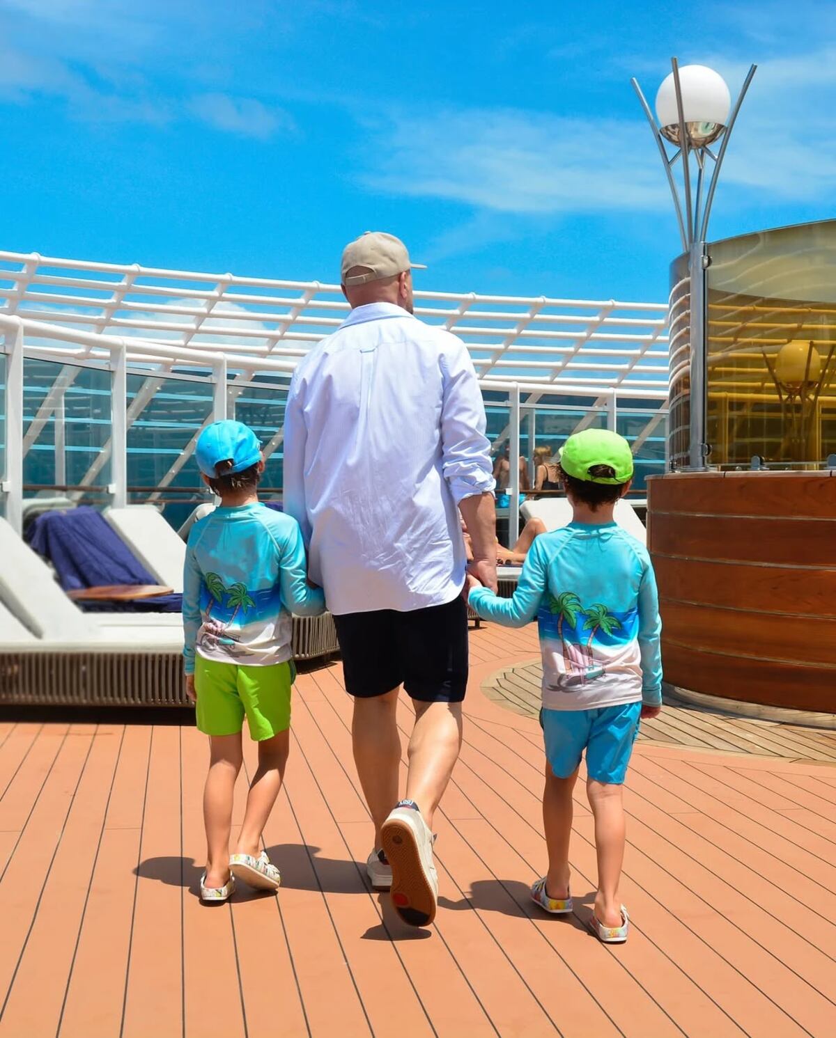 Germán Martitegui con sus hijos.