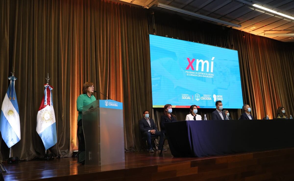 Lanzamiento de la nueva edición del  programa Por Mi (Gobierno de Córdoba)