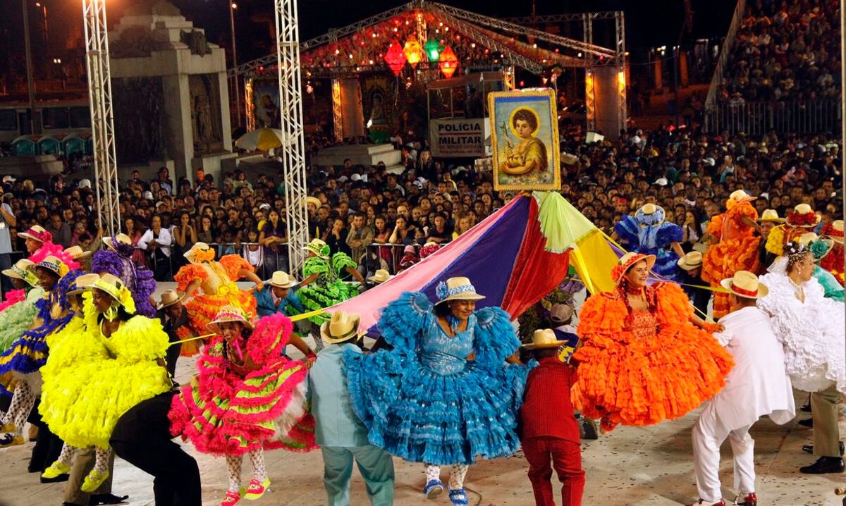Bautismo de fuego. Las cuadrillas celebran la devoción con toques de diablura. (Gentileza: Robson Vasconcelos/Ministerio Turismo)