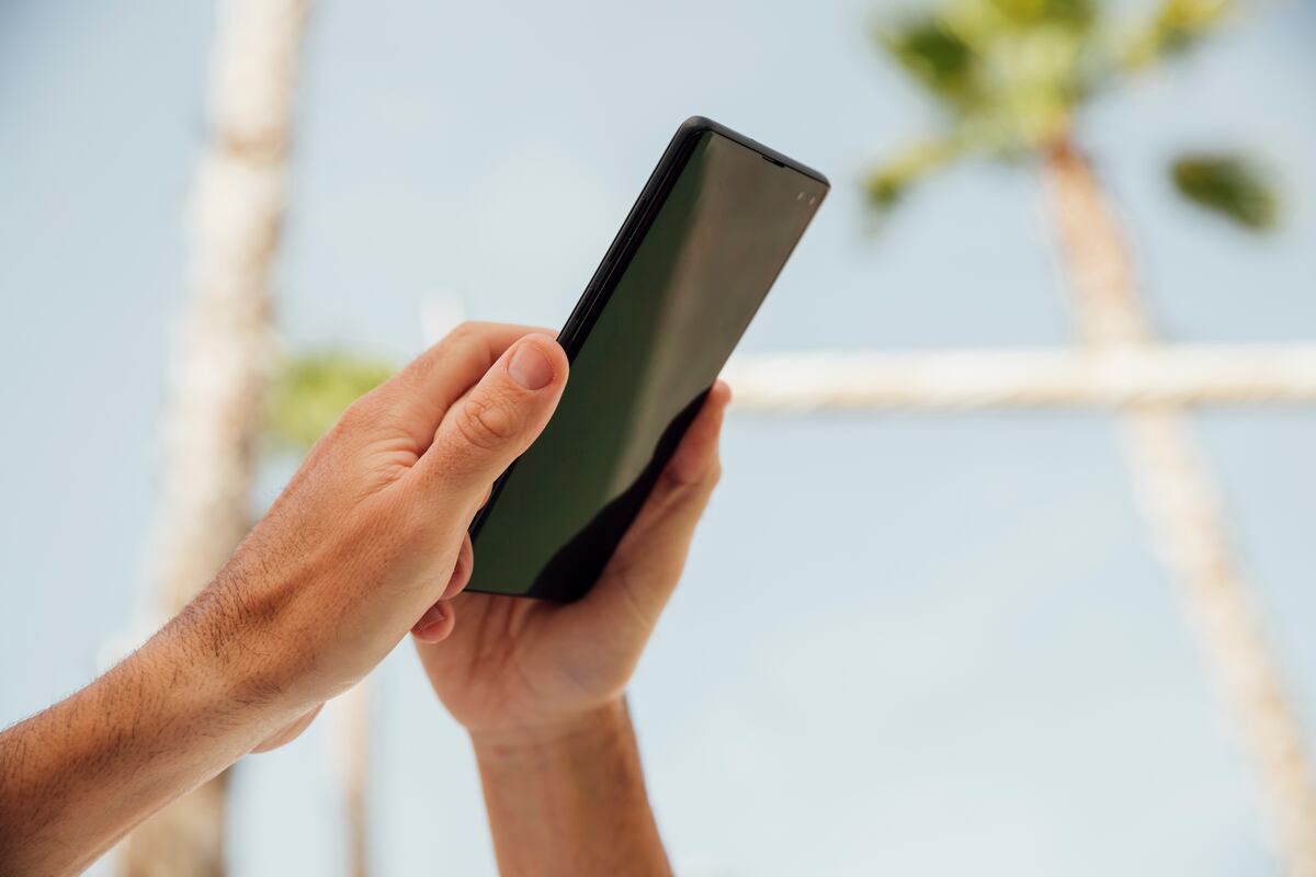 El truco infalible para cargar tu celular más rápido: cómo el “Modo Avión” revoluciona la batería