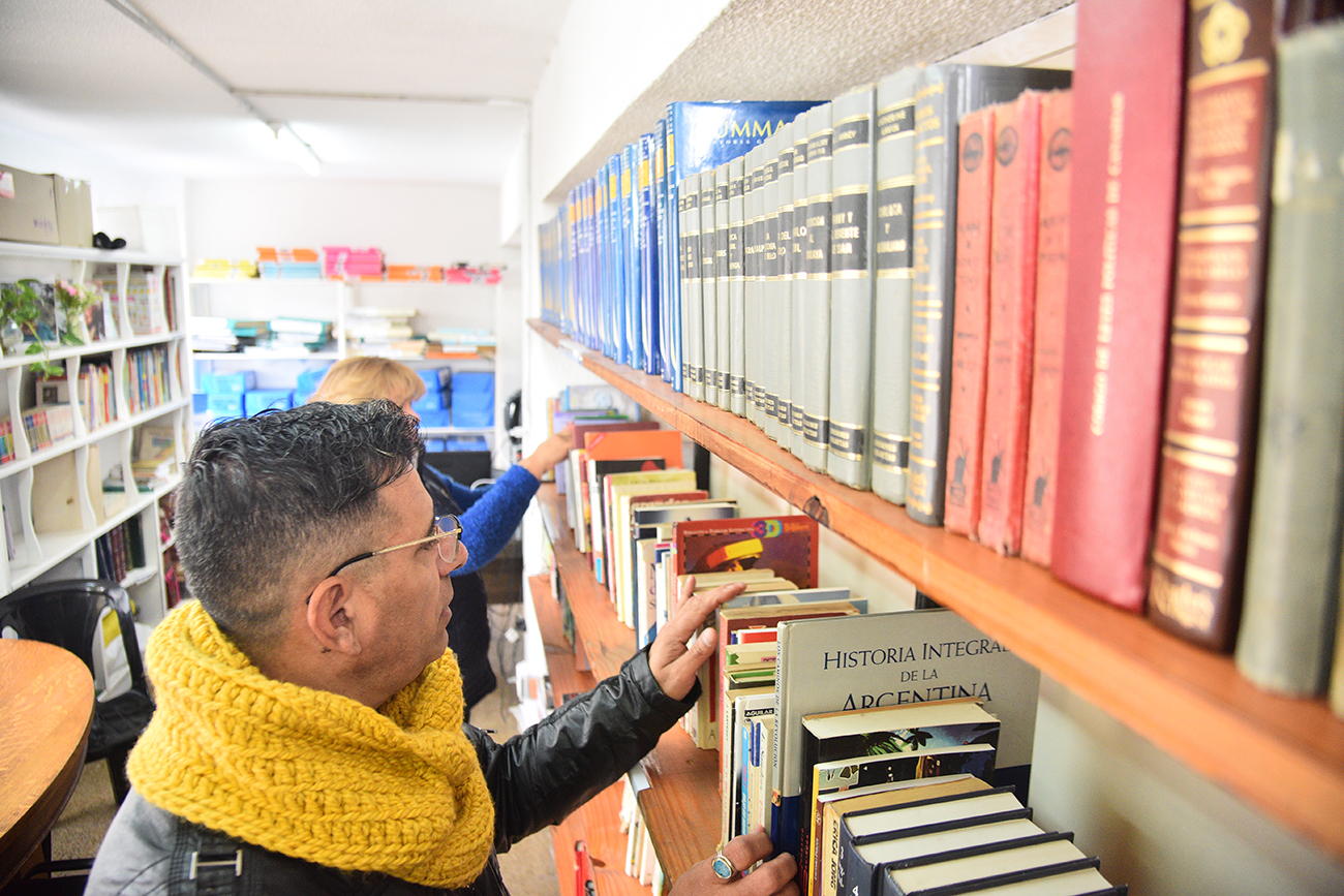 Hay textos sobre historia, personajes, novelas, entre otros. (Foto: Pedro Castillo/LaVoz)