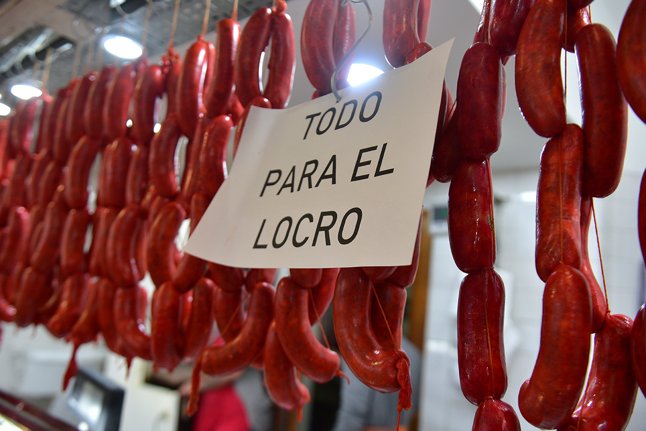 Mercado Norte, venta de productos para la elaboración del Locro del 1 de Mayo dia del Trabajador. (José Gabriel Hernández / La Voz)