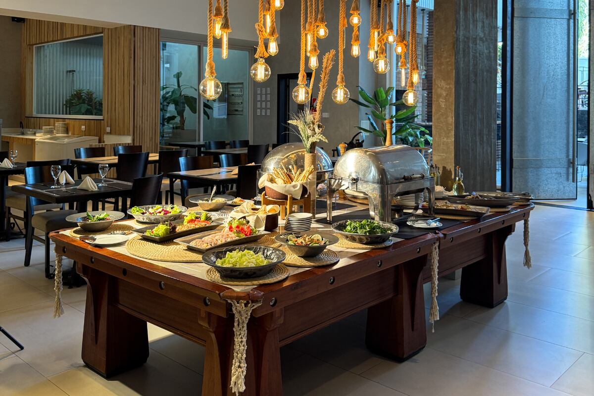 Desayuno, almuerzo o cena: la propuesta all inclusive incluye opciones frescas y variadas en cada comida, servidas en el bar y en el restaurante Don Mario (foto).