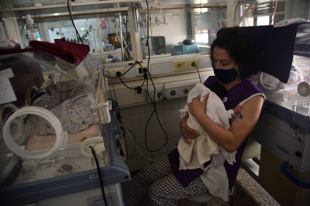 Los bebés prematuros necesitan cuidados especiales. (Pedro Castillo / La Voz)