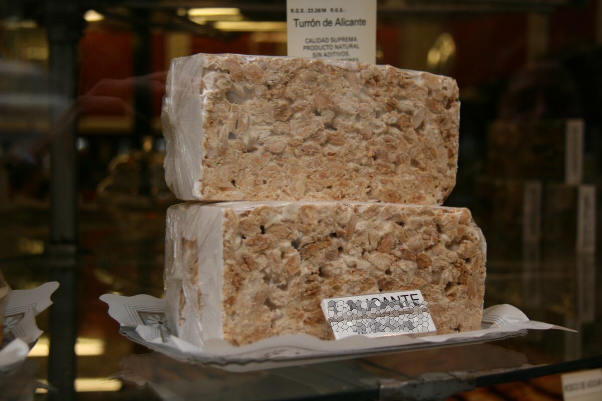 Turrón de Alicante. Resabios del modo árabe de nuestras cocinas. (Foto / Tamorlan)