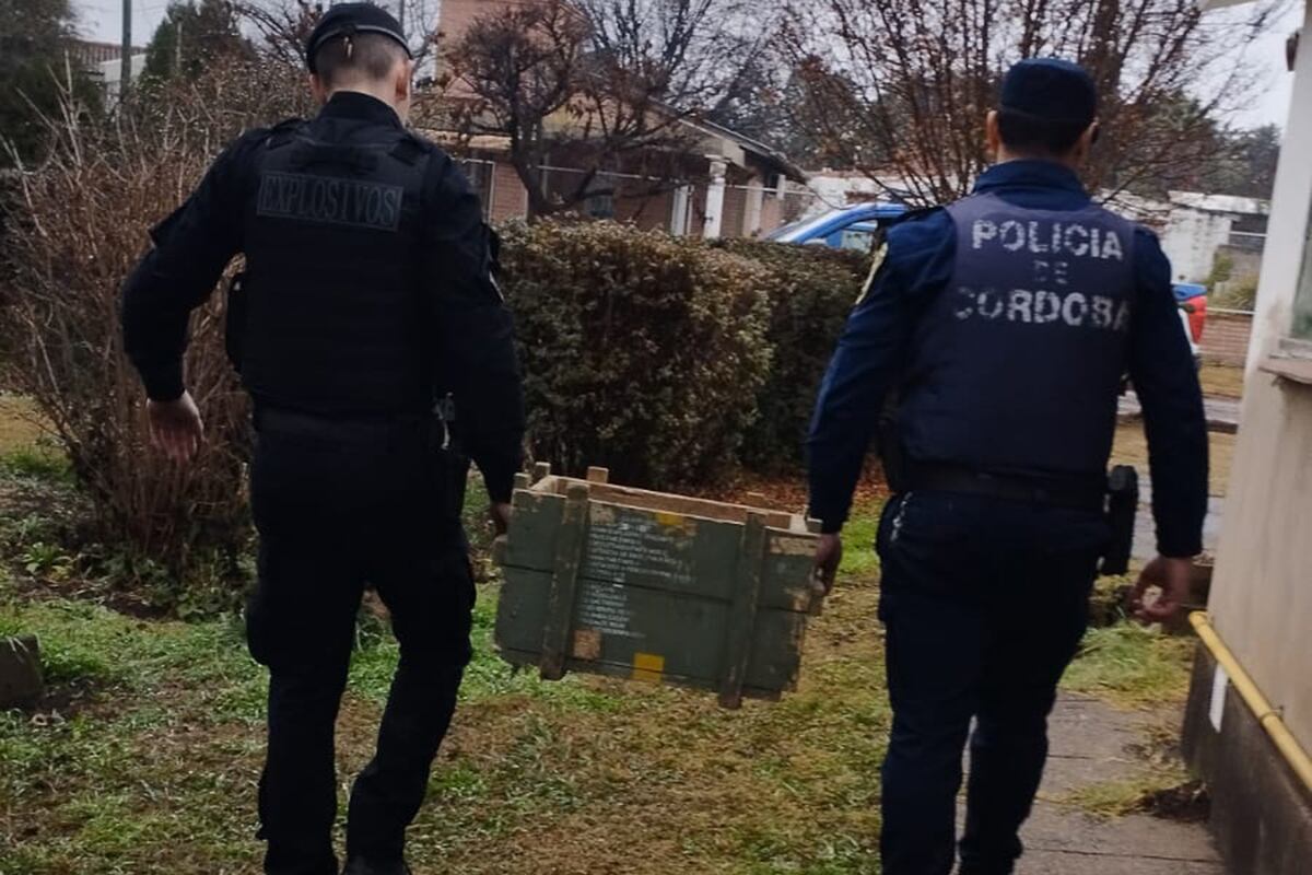 El operativo por la granada secuestrada en Villa Rumipal (Policía).
