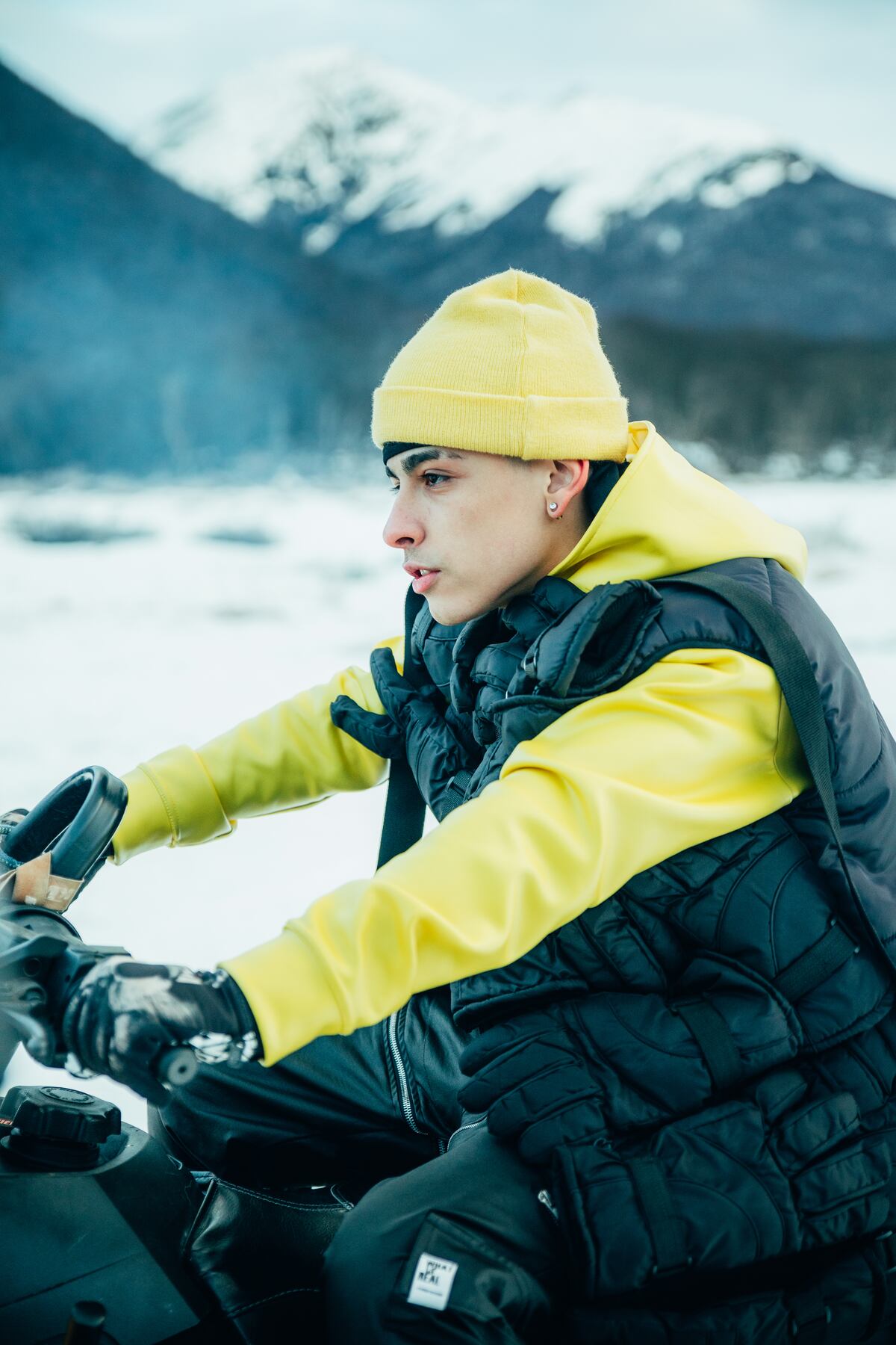 Trueno, surcando la nieve en Tierra del Fuego. (Sony Music)