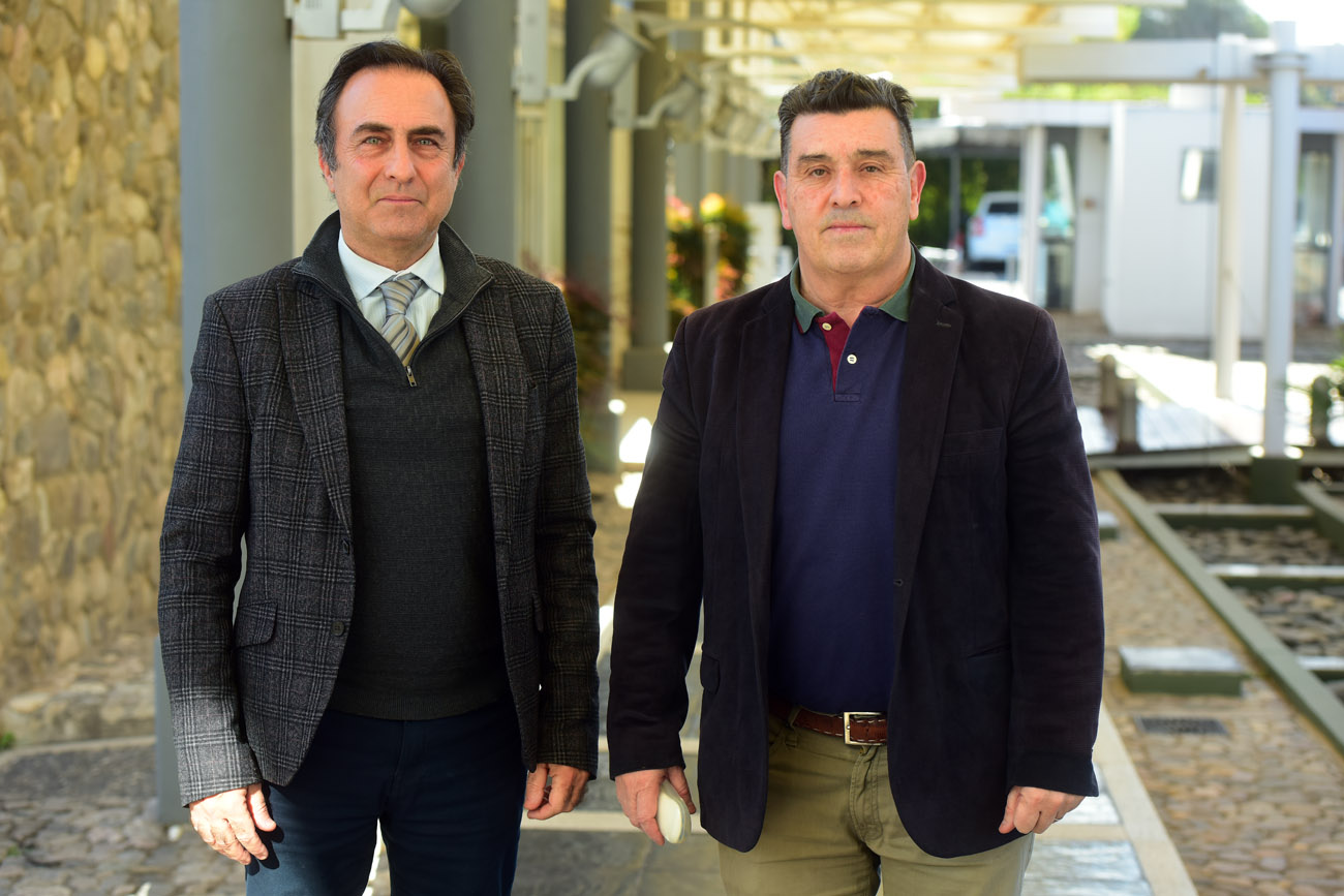 Claudio Juárez Centeno y Mario Gregorio, abogados defensores de Fernando Albareda. (Nicolás Bravo / La Voz)