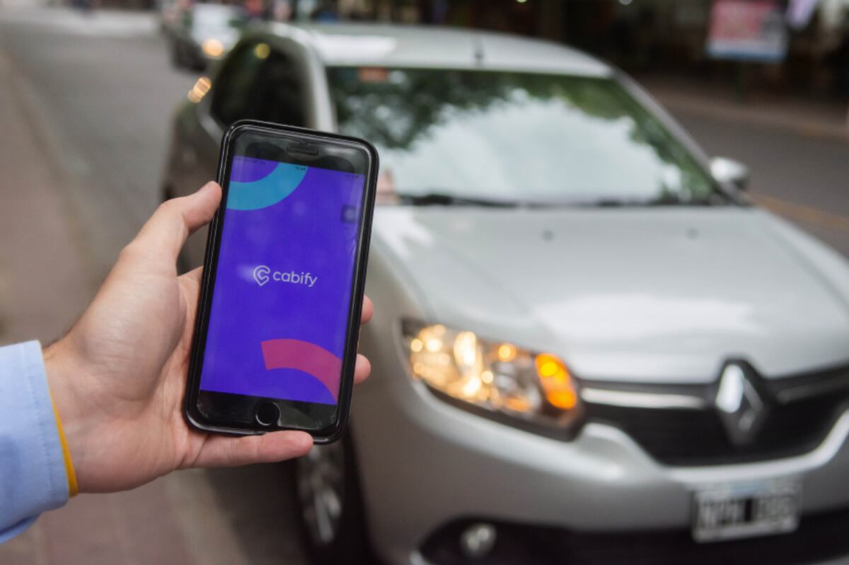 Cabify es la única aplicación que cumple los requisitos reguladores en las ciudad cordobesas.