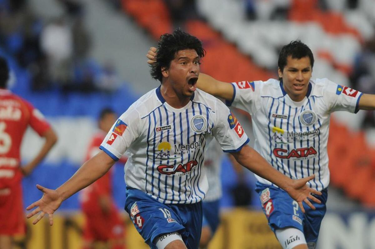 "Tito" Ramírez rindió en gran nivel en Godoy Cruz de Mendoza, donde es muy querido.