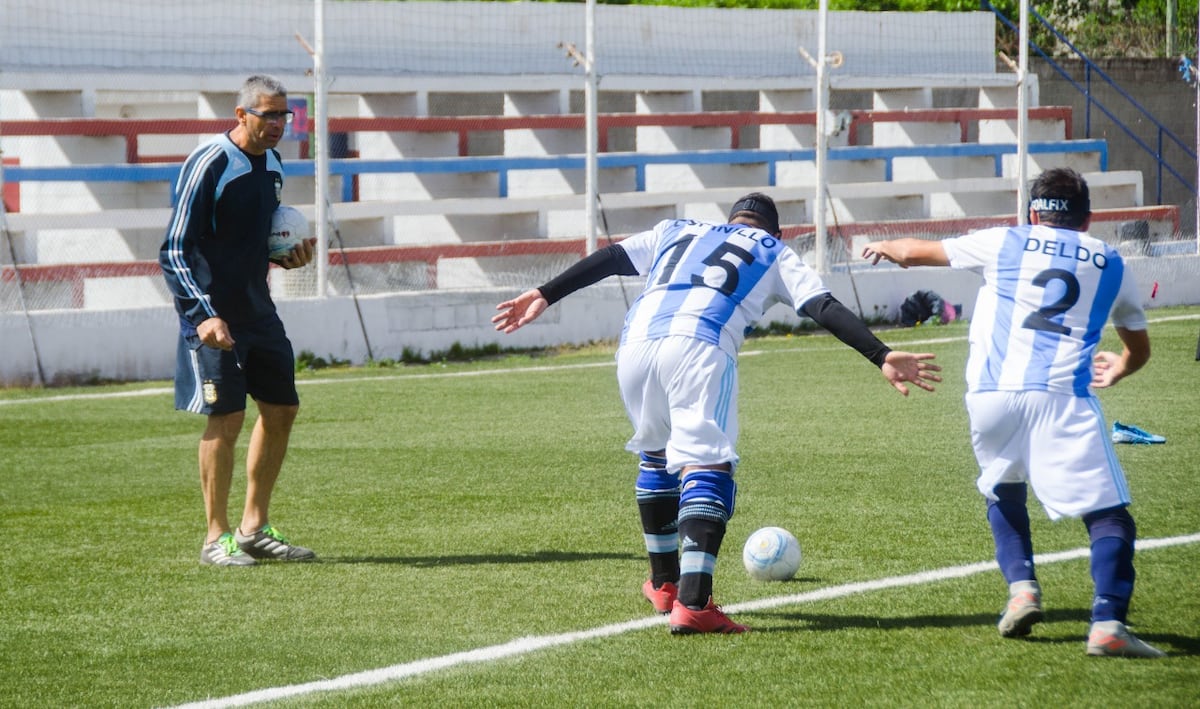 Los Murciélagos ya entrenan en Córdoba para la Copa América. (Gentileza Municipalidad de Córdoba).