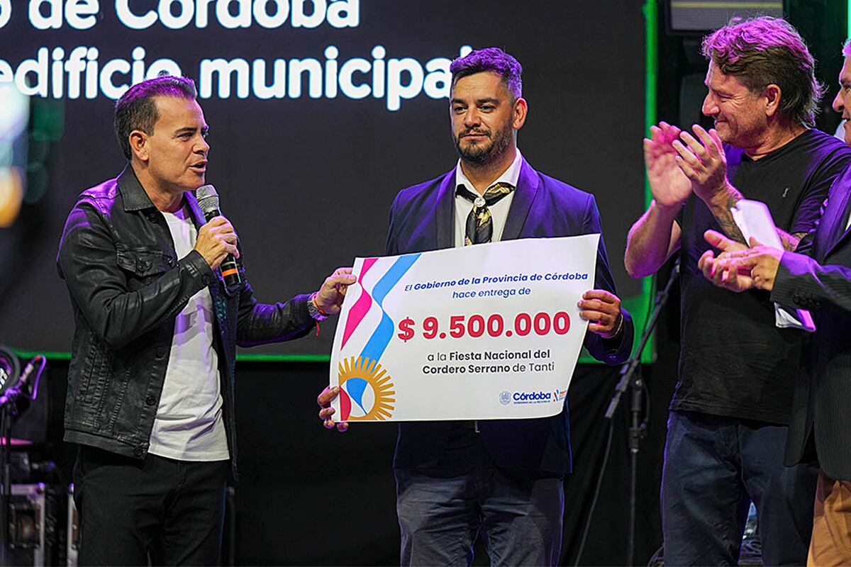 Tanti: El presidente de la Agencia Córdoba Cultura, Marcelo Rodio acompaño al Festival Nacional del Cordero Serrano.