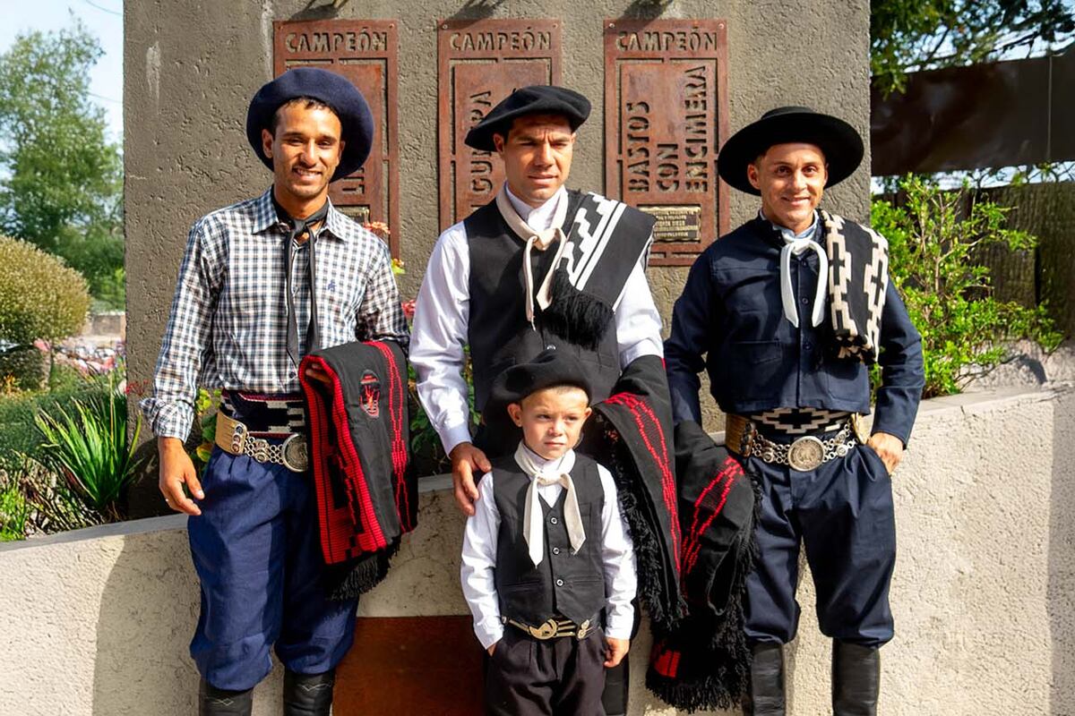 En la Plazoleta del Festival se encuentran plasmados los nombres de los últimos campeones de la jineteada