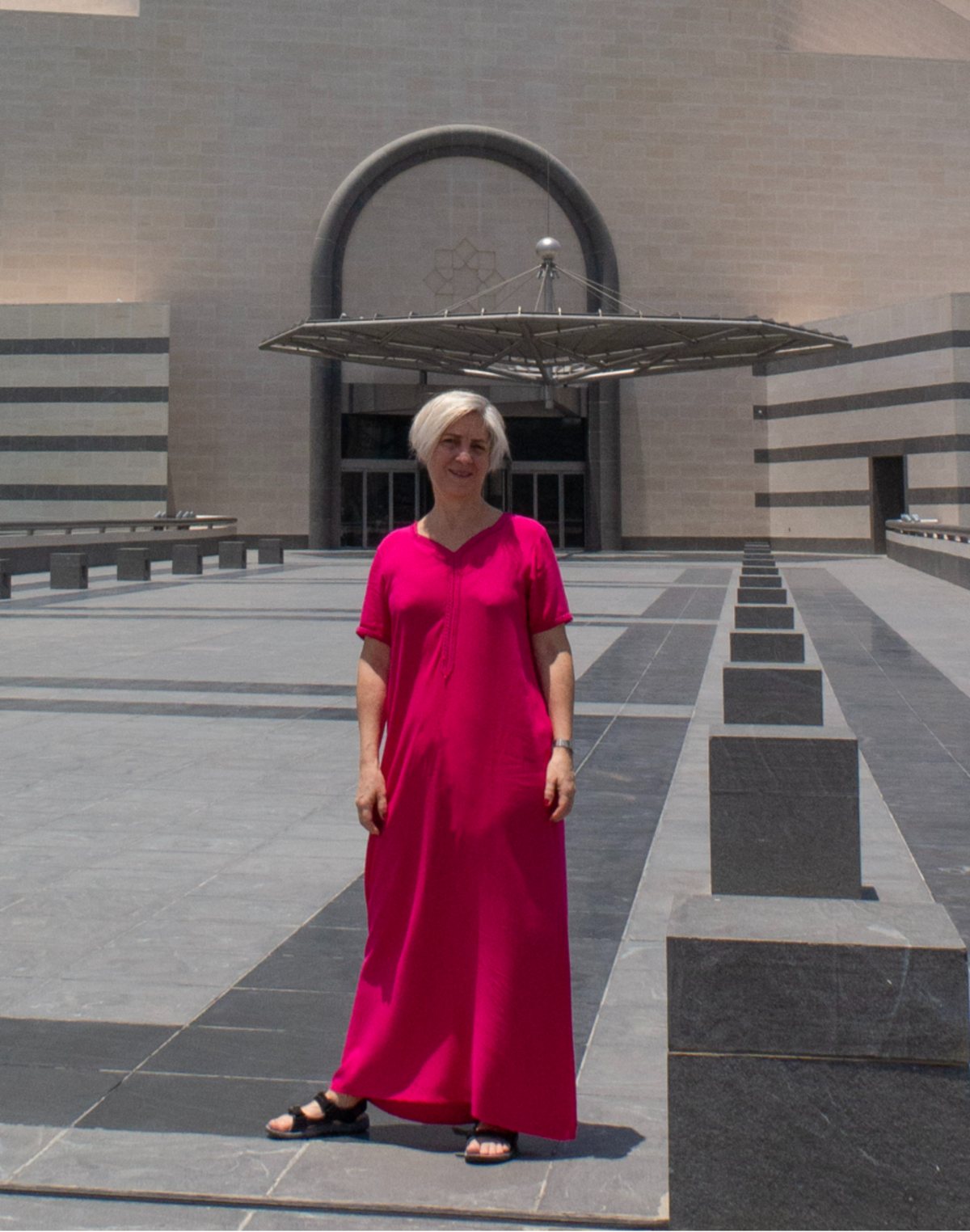 Una buena opción de ropa femenina fresca para recorrer países musulmanes 
 (Foto: gentileza Mario Cherrutti)
