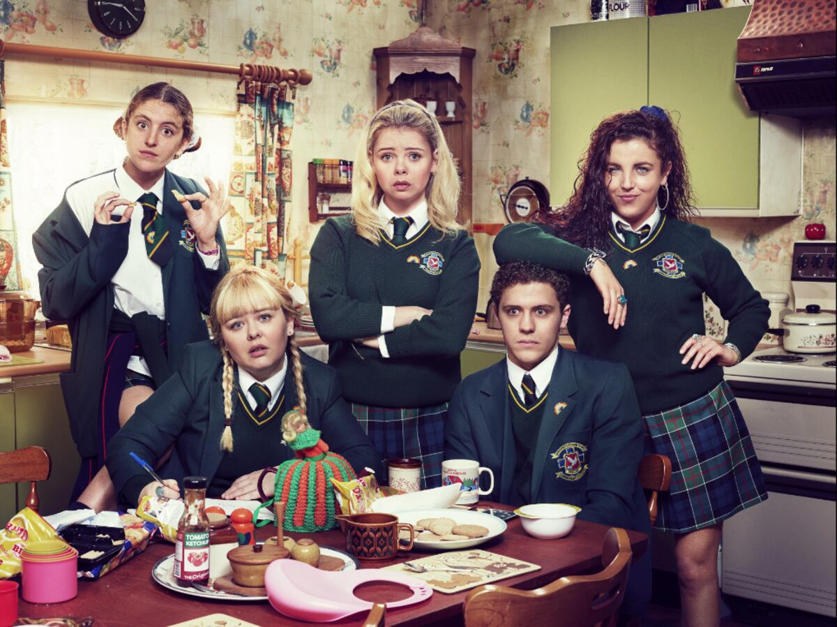 Las "Derry girls"... y James. (IMDb)