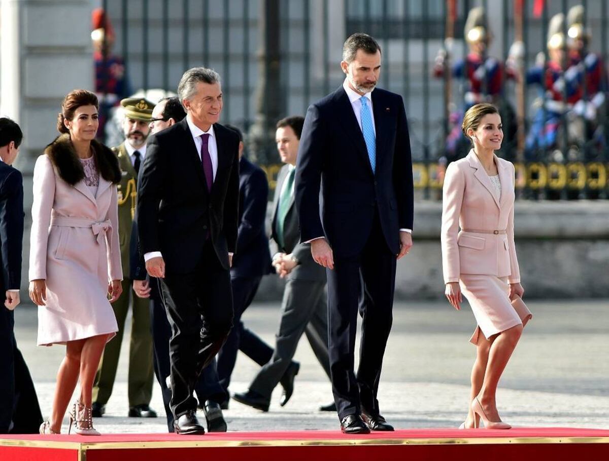 Macri fue recibido por los reyes de España en el Palacio Real