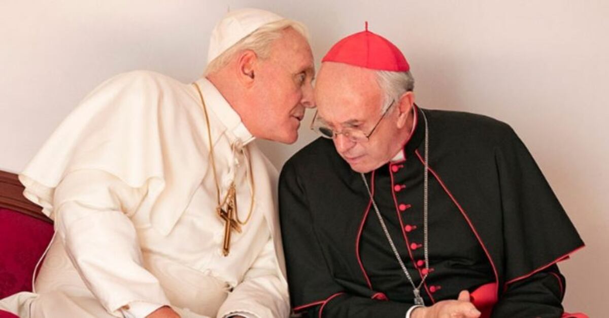 "Los dos papas", con Anthony Hopkins y Jonathan Pryce.