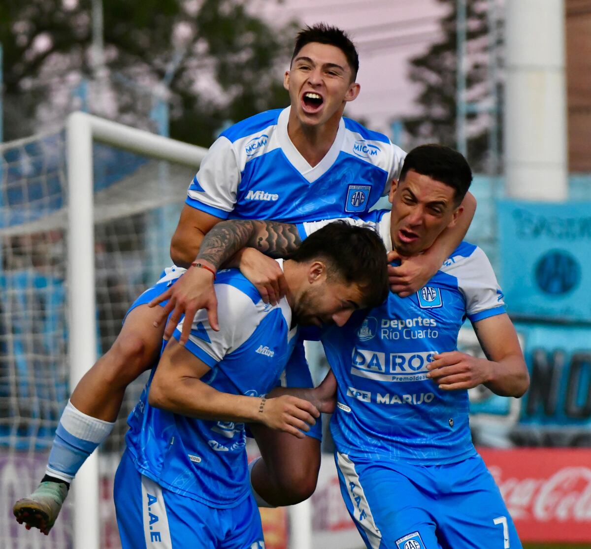 Estudiantes de Río Cuarto enfrentó de local a Patronato por la Primera Nacional. (Tomy Fragueiro / La Voz)